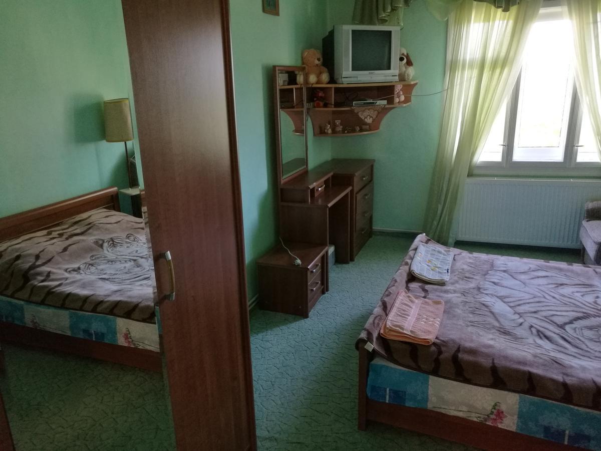 Gutsulska Oselya Villa Krivopol'ye Bagian luar foto